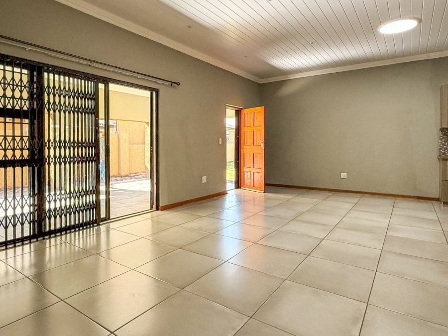  Bedroom Property for Sale in Wilkoppies North West
